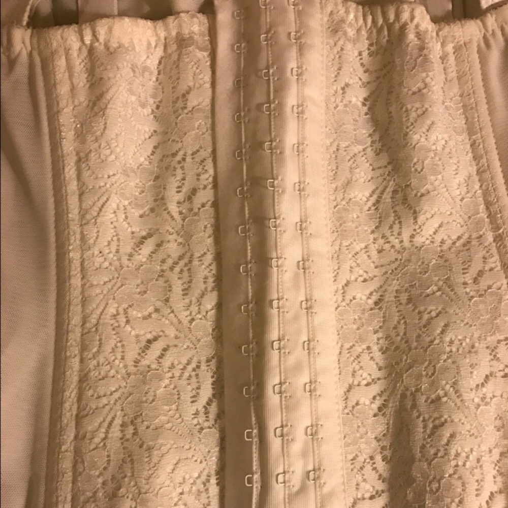 NWOT Ardyss Waist Cincher Size 36